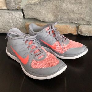 NIKE women’s free run 4.0